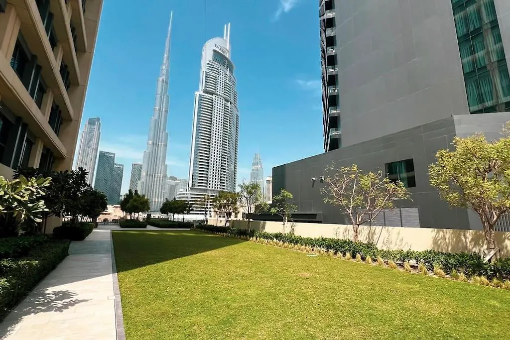 Downtown Luxurious 1Br Near Dubai Mall And Fountain Apartment