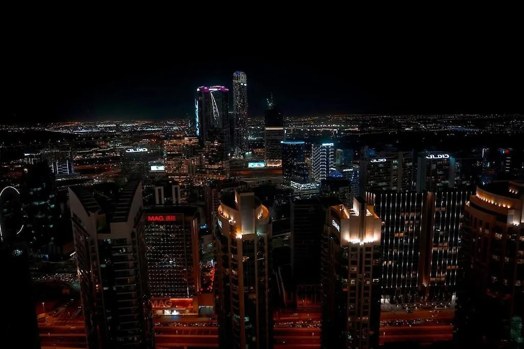 Downtown Luxurious 1Br Near Dubai Mall And Fountain 0*,  איחוד האמירויות הערביות